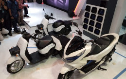 Astra Honda Motor Umumkan Rencana Motor Listriknya di IMOS 2022