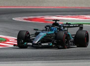 Russell Raih Pole F1 Spanyol 2026, Hamilton Tempel Ketat