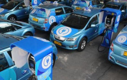 Bluebird Bakal Kerahkan 500 Unit Mobil Listrik Sebagai Armada Taksi Tahun 2024