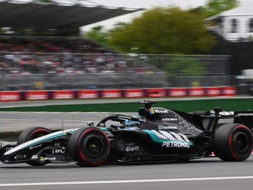 Mercedes-AMG Petronas Beri Penjelasan Penyebab George Russell Tersingkir di F1 Kanada