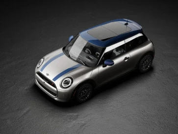 MINI Cooper S Rooftop Edition Usung Konsep Warna Terbalik