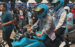Gibran Pakai Motor Sport Listrik Buatan Lokal di Kampanye Akbar