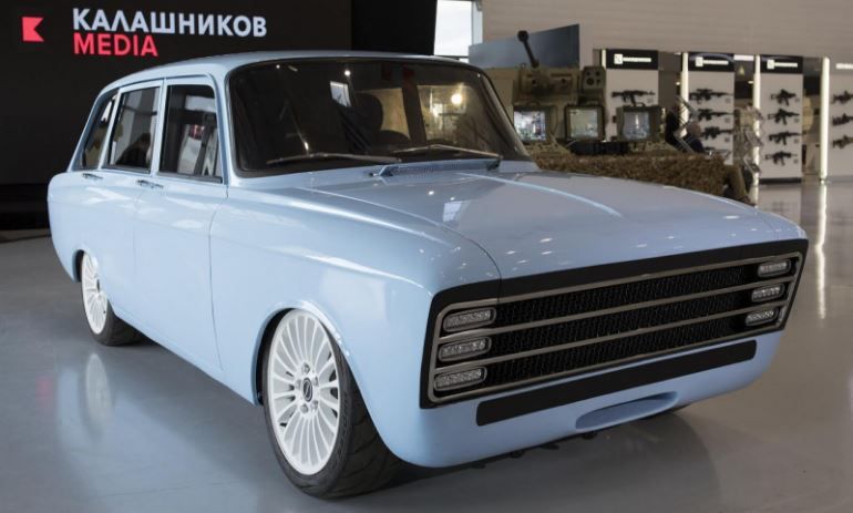 Produsen Senjata AK-47, Pamer Mobil Listrik Buatannya