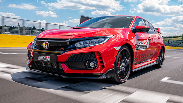 Gunakan Honda Civic Type R, Mantan Pebalap F1 Pecahkan Rekor  