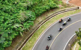 Komunitas Adora 'Racuni' Motor Listrik ke Masyarakat Lewat Cara Touring 300 km