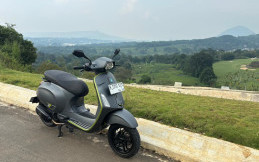 Test Ride Vespa Sprint Tech 2026 - Mesin 180 cc Anyar Piaggio