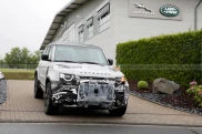 Tertangkap Kamera, Land Rover Defender Terbaru Tampil Lebih Mewah dan Canggih