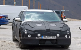 Penampakan Interior Mobil Listrik Kia EV4 Bocor, Punya Dasbor Layar Lebar