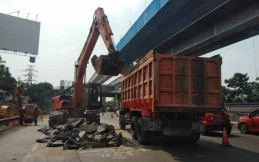 Jalan Tol Jakarta-Cikampek Mulai Perbaikan Pekan Ini