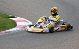 Tangan Luka, Pegokart Cilik Indonesia Ini Raih Podium 4 di Singapura