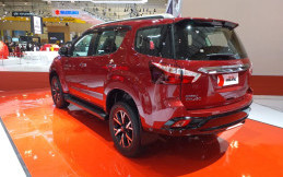 Isuzu Gelar Program CSR di GIIAS 2019