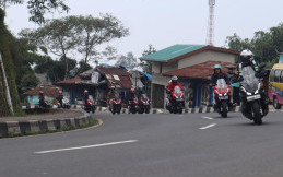 Wahana Artha Group Ajak Pegiat Media Menjajal Honda ADV160 Melalui Green Touring