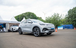 Strategi BYD Terus Bersaing di Pasar Mobil Listrik Nasional