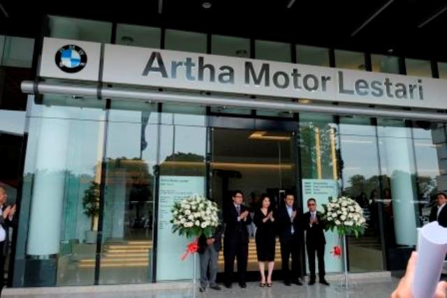 BMW Group Resmikan City Sales Outlet Pertama di Indonesia 