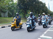 Pengguna Motor Listrik TVS iQube Seru-seruan Rolling City Jakarta dan Olahraga