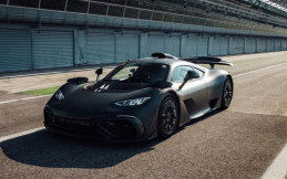 Mercedes-AMG One Jadi Mobil Produksi Tercepat di Monza
