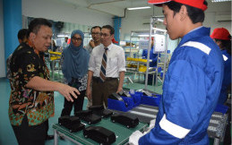 Toyota Donasikan Replika Sistem Produksi di Pabrik ke UI