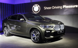 BMW Resmi Luncurkan 'The Beast' X6 Terbaru