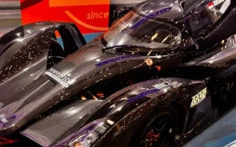 Wiper pada Mobil Balap, Apa Perbedaannya dengan yang Standar?