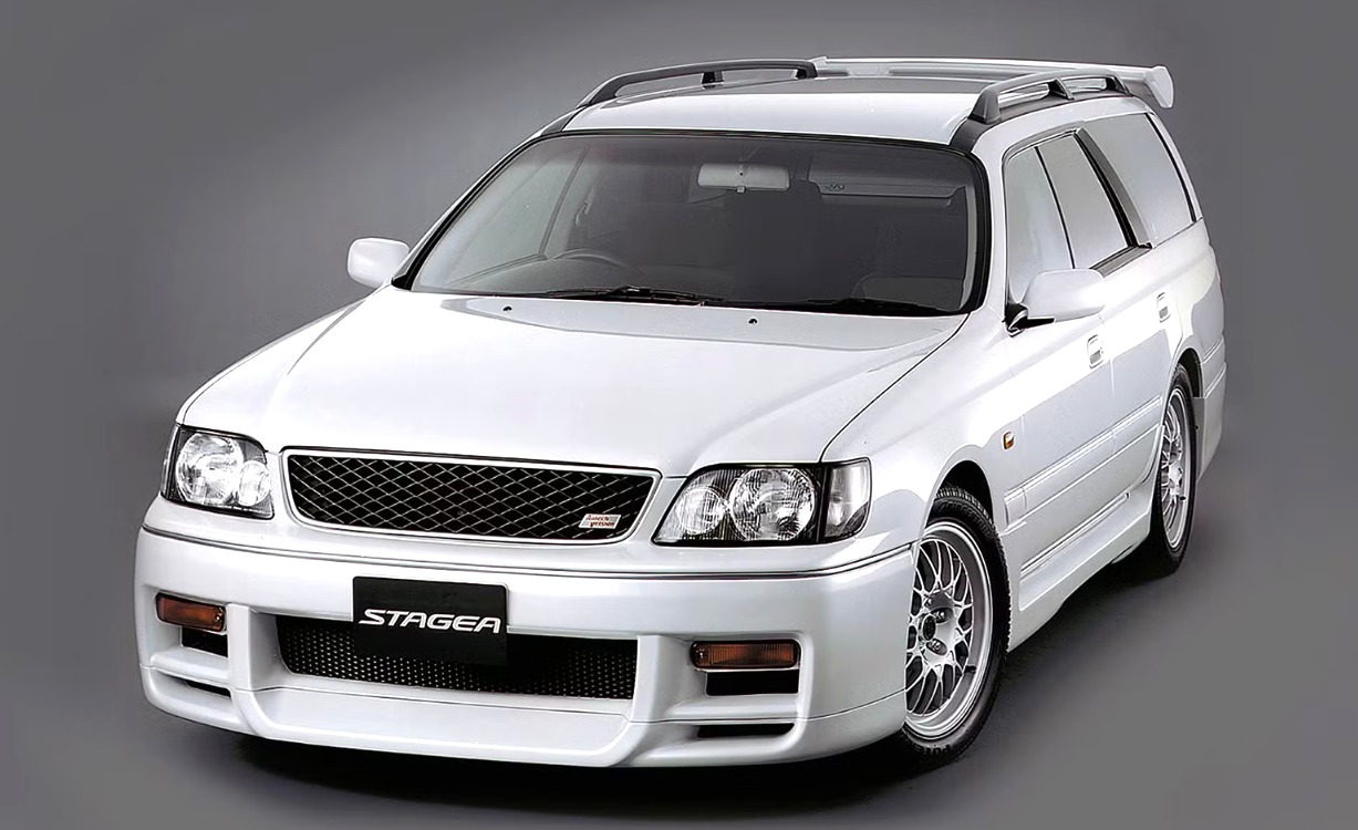 Nissan Stagea 260RS Autech Wagon Tampang Kalem Pembantai Supercar