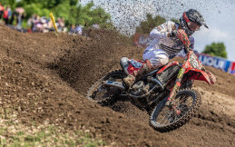 Duet Kakak Adik Janji Bakal Geber Maksimal di Ajang MXGP 2024 Lombok