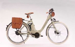 Piaggio Bikin Sepeda Listrik Seharga Rp28 Jutaan