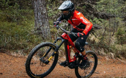 Ducati Powerstage RR Limited Edition e-MTB Hanya 230 Unit