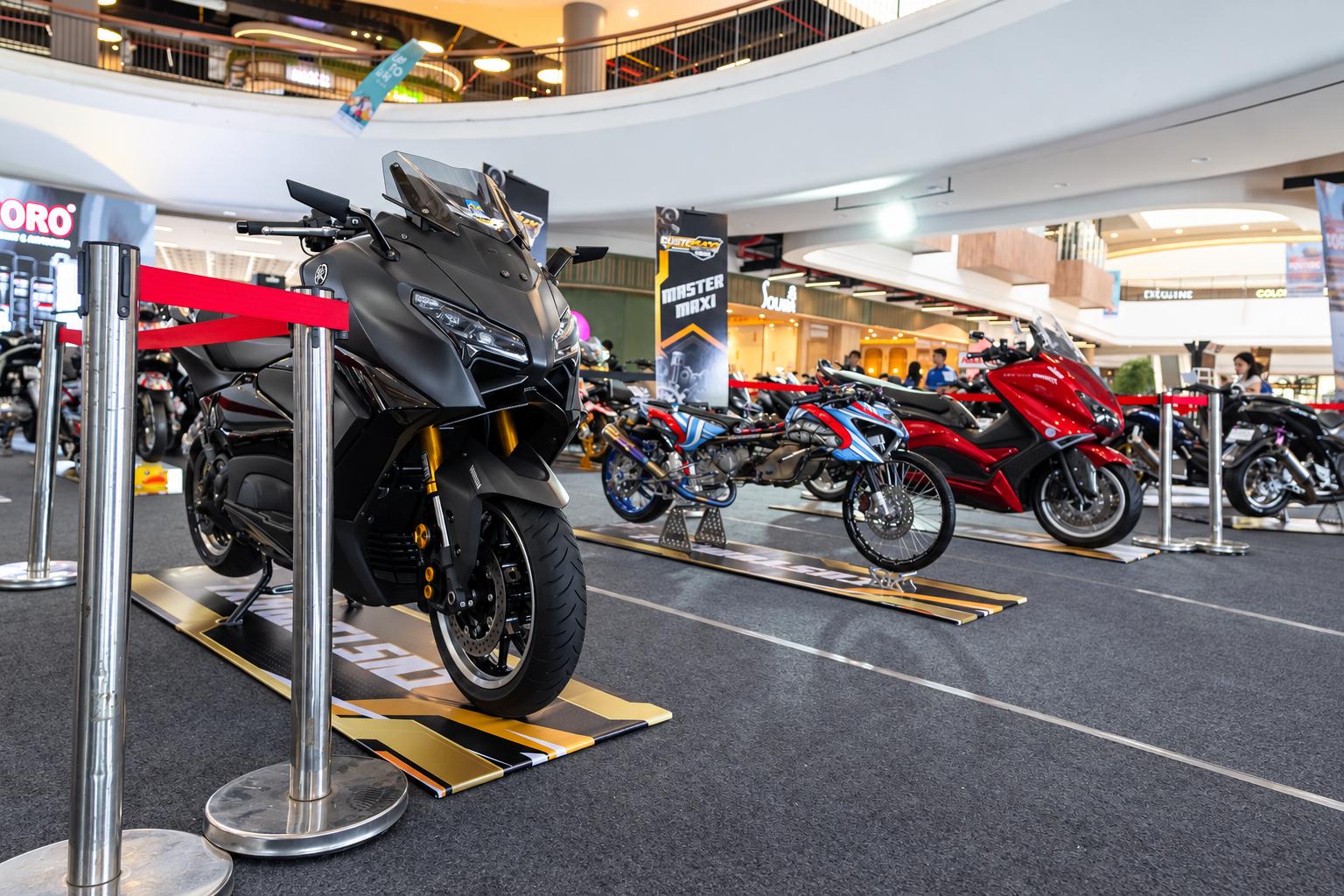 Begini Jadinya Kalau Yamaha Xmax dan TMax Modifikasi Rp700 Juta