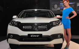 CR-V Jadi Bintang Booth Honda di IIMS 2017