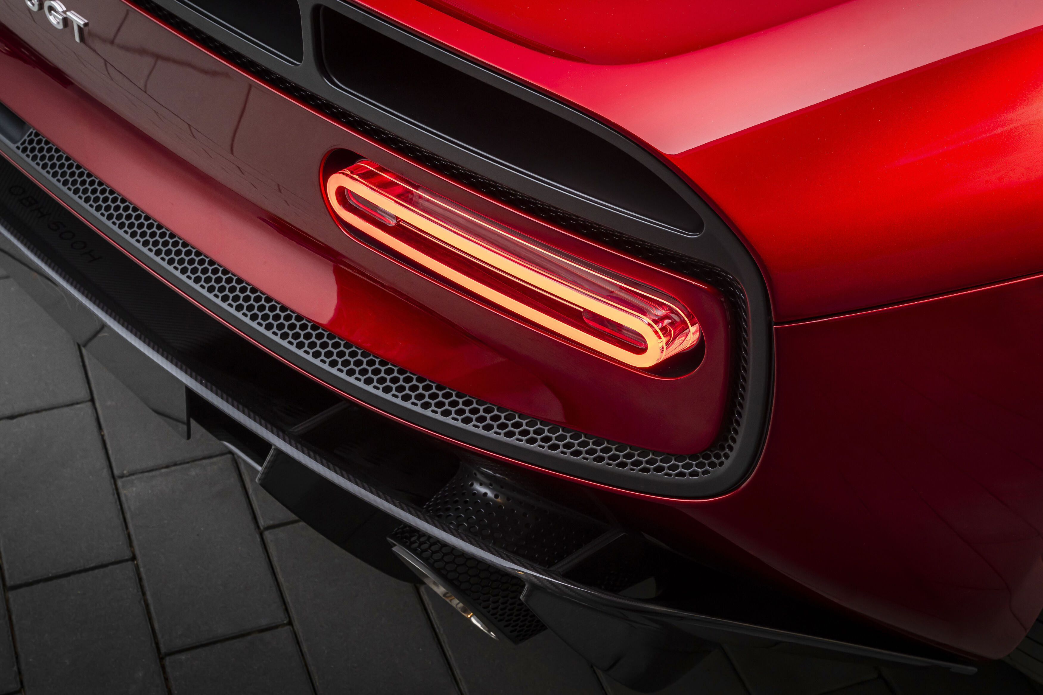 McLaren McL 6GT