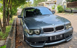 Modifikasi BMW Seri 7 Bergaya Simple dan Elegan Milik Pengusaha Kedai Kopi