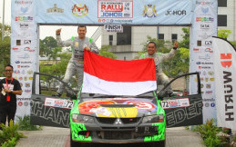 H.Rahmat Kibarkan Merah Putih di Reli Malaysia 2018