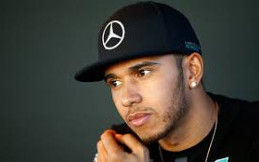 Mantan Bos F1 Jagokan Hamilton Juara Dunia Ketimbang Vettel