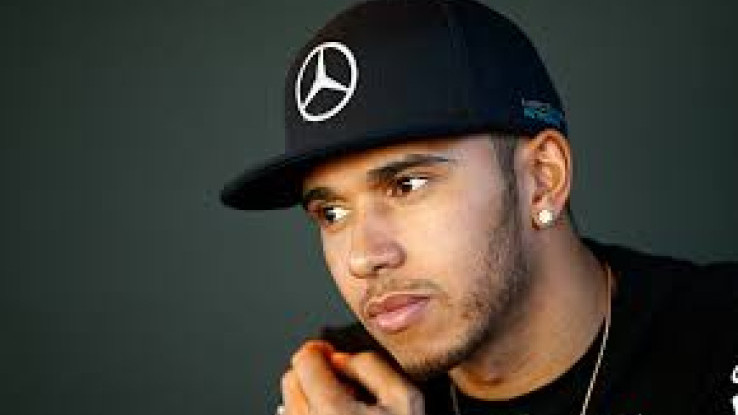 Mantan Bos F1 Jagokan Hamilton Juara Dunia Ketimbang Vettel