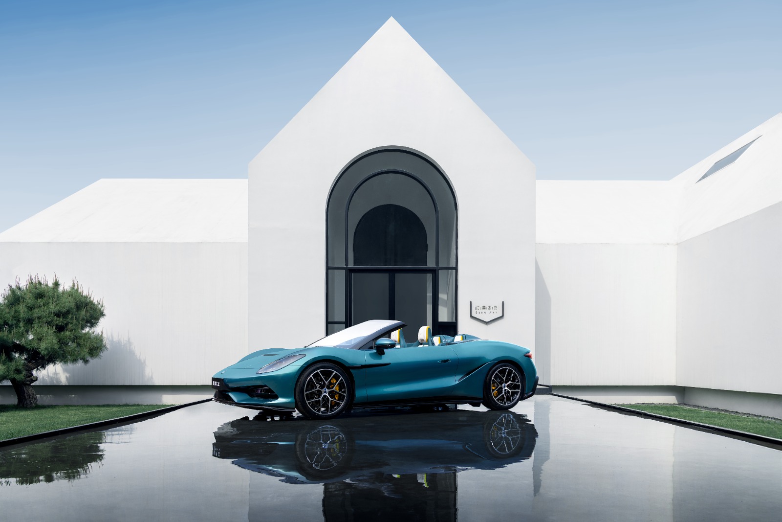 Supercar Listrik Denza Z Resmi Sibak Tirai, Ini Spesifikasinya