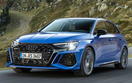 Audi RS3 Performance Edition 2023 Meluncur, Hanya Tersedia 300 Unit