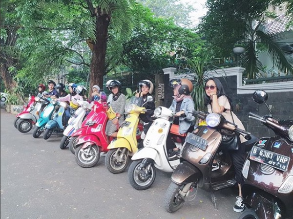 Ini Komunitas Scooter Bee, Anggotanya Wanita Cantik Semua