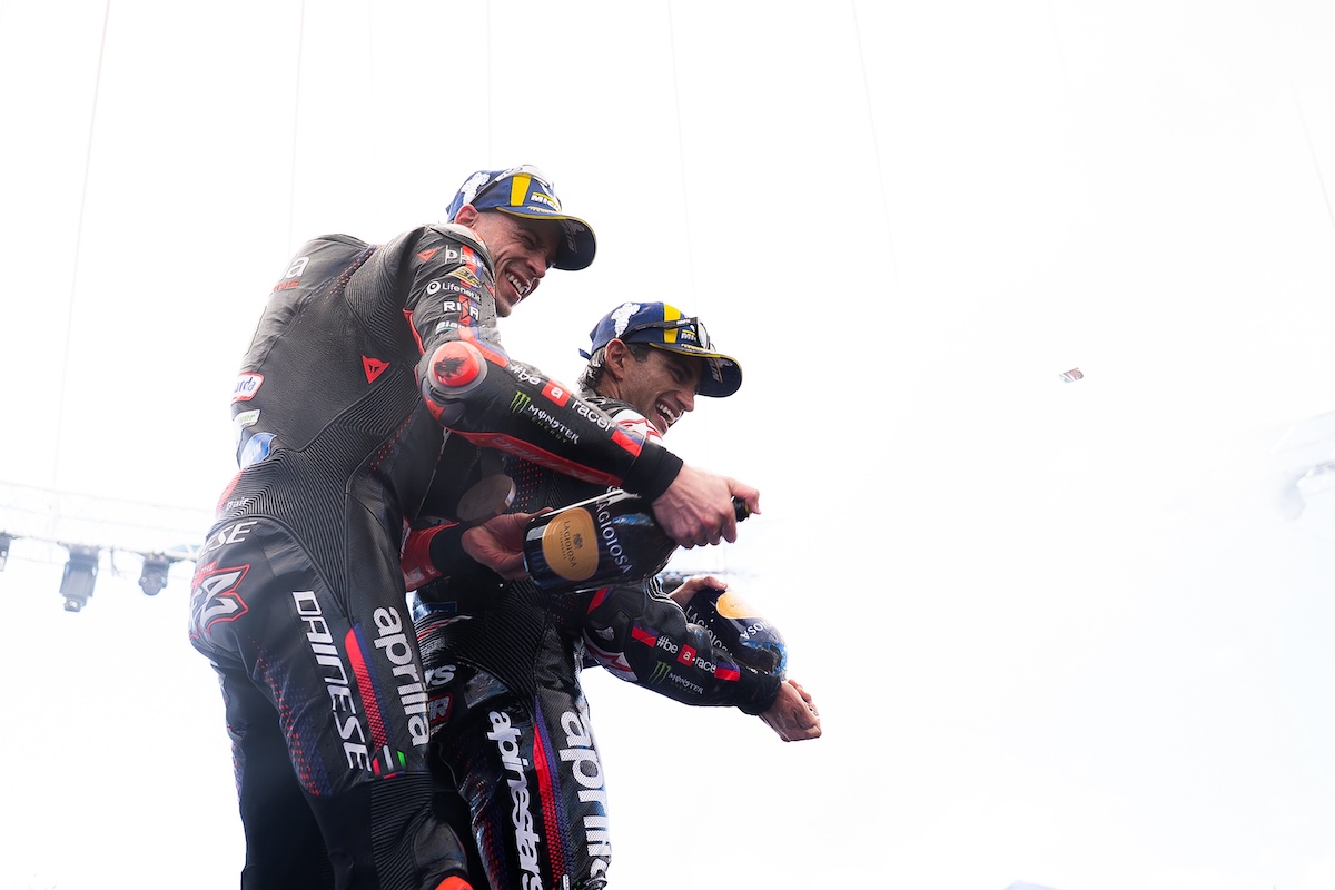 Podium ganda sprint race Marc Bezzecchi dan Jorge Martin di Sprint Race MotoGP Austria 2026