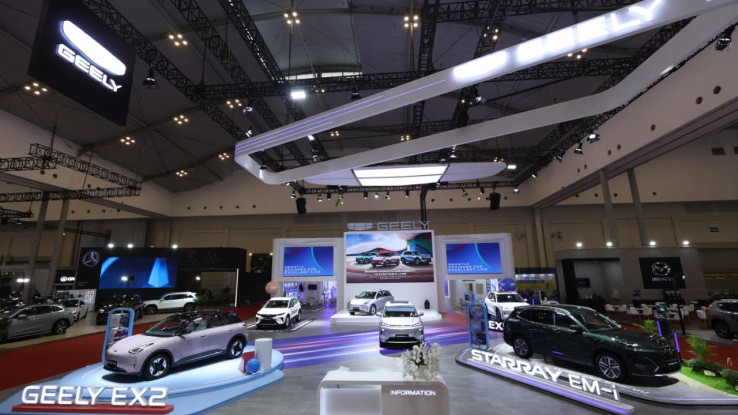 Geely Tampilkan Lini Produk Lengkap di GJAW 2025