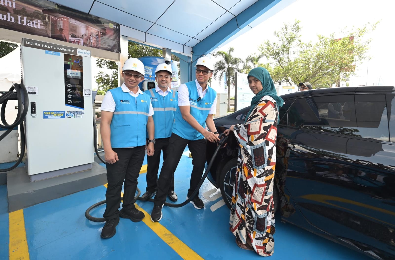 Dukung Pengguna Mobil Listrik, PLN Siapkan SPKLU Center di Sepanjang Jalur Mudik