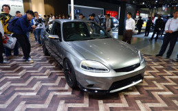 Honda Civic Cyber Night Japan Cruiser, Type R Lawas Rasa Modern
