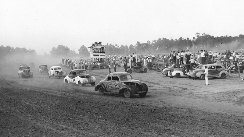 Sejarah Balap NASCAR di AS: Dari Pengantar Alkohol Menjadi Olahraga Nasional