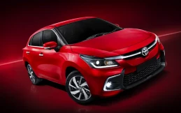 Toyota Glanza Terbaru Irit BBM 24 Kilometer per Liter, Harga Rp120 Jutaan