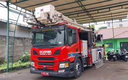 Dilengkapi Peralatan Canggih, Truk Bronto Skylift Milik Pemkot Tangsel Khusus Padamkan Kebakaran di Gedung Tinggi