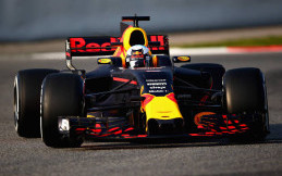 Ogah Pensiun, Daniel Ricciardo Gabung Red Bull Racing