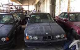 Unik, Ditemukan 11 Unit BMW E34 Seri 5 Baru tapi Terlantar 