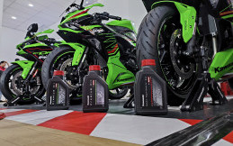 Kawasaki dan Motul Berkolaborasi Hadirkan Pelumas untuk Motor Sport, Harganya Rp 170 Ribu