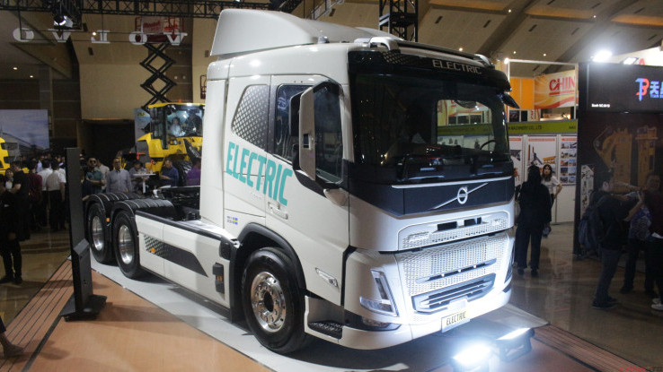 Volvo FM Electric Diperkenalkan, Truk Listrik Eropa Pertama di Indonesia