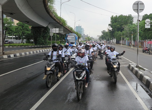 Wow, 200-an Bikers Honda Beat Belah Jakarta