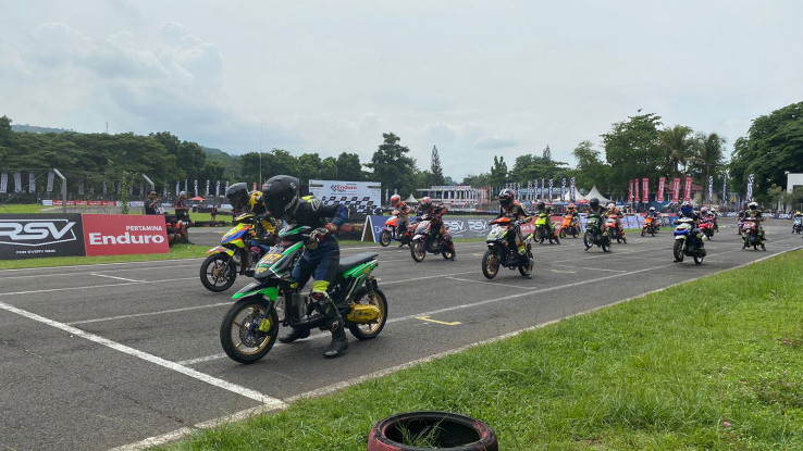 Ajang Balap Pertamina Enduro RSV Championship Gelar 16 Kelas Berbeda 